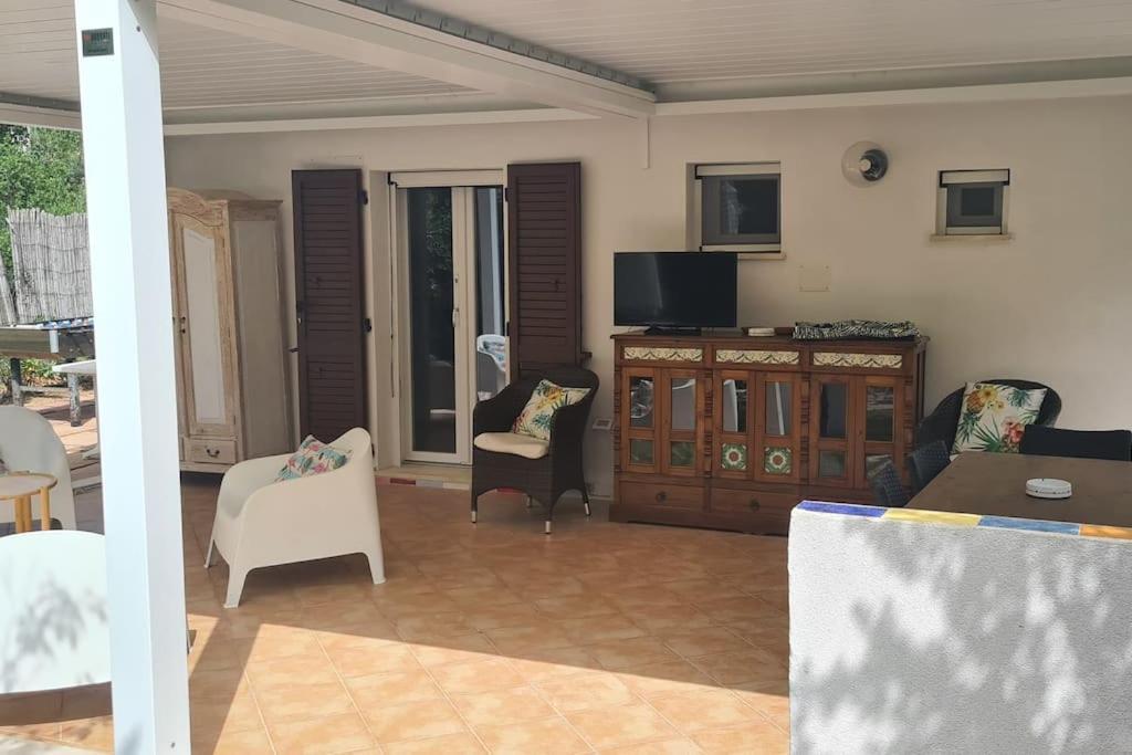 Jungle House - Pineta Is Morus Villa Santa Margherita di Pula Exterior photo